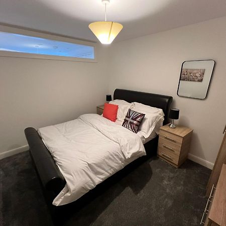 Flat 2 - Luxury Bolton City Centre Apartments Екстериор снимка